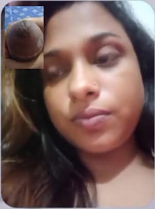 BEAUTIFUL CHUBBY BENGALI NIECE SHOWING PUSSY UNCLE CUMMING ON VC