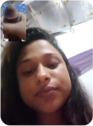 BEAUTIFUL CHUBBY BENGALI NIECE SHOWING PUSSY UNCLE CUMMING ON VC