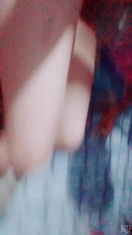 Indian teen pussy dildoing