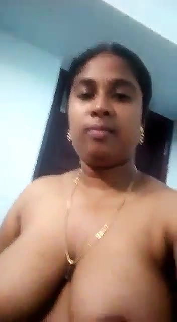 busty hot Mallu