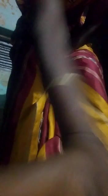 Adivasi village wife peeing