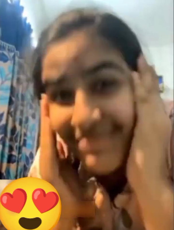 Beautiful Girl Showing Fingering On Video Call