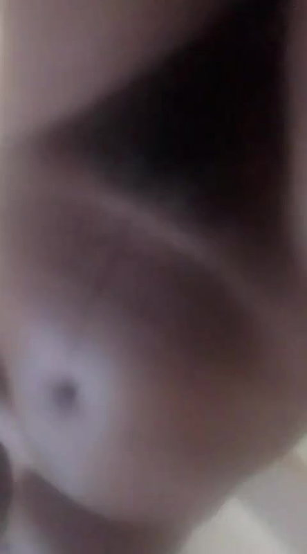 CUTE SLIM BIHARI GIRL TEASING SHOWING