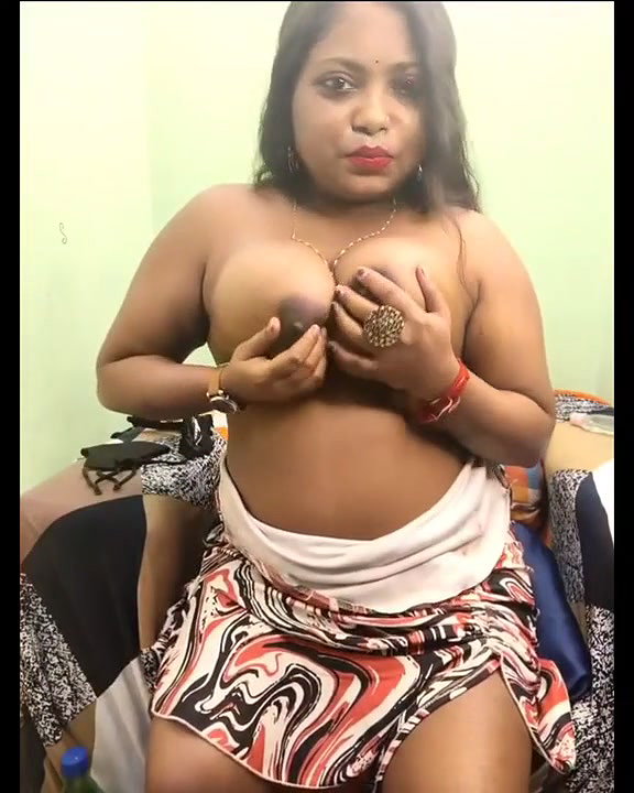 bengali aunty showing her nude body with full face