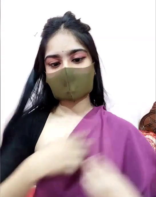 arisha showing her boobs