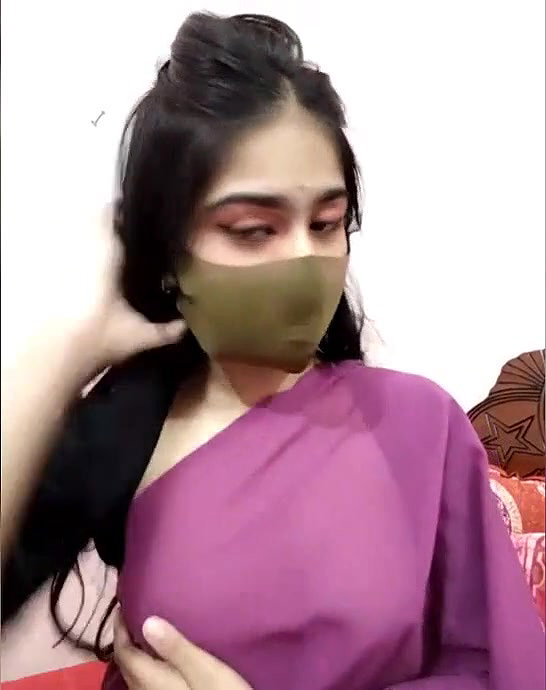 arisha showing her boobs