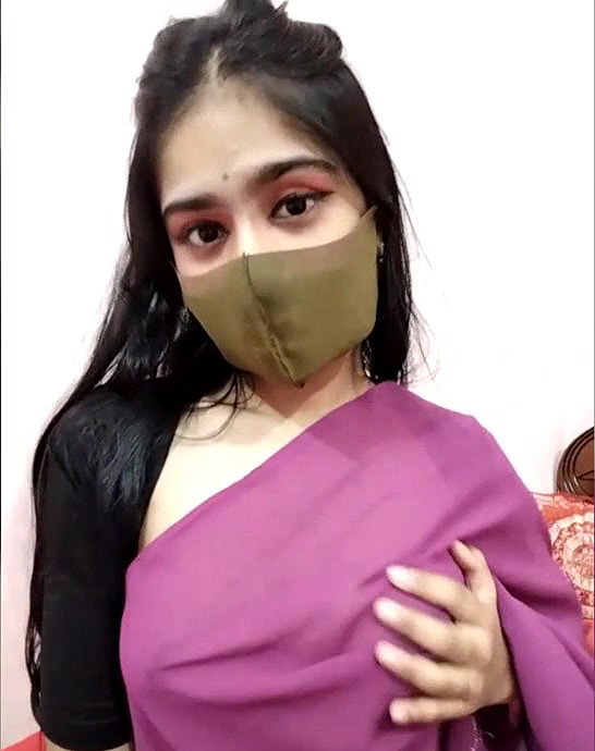 arisha showing her boobs