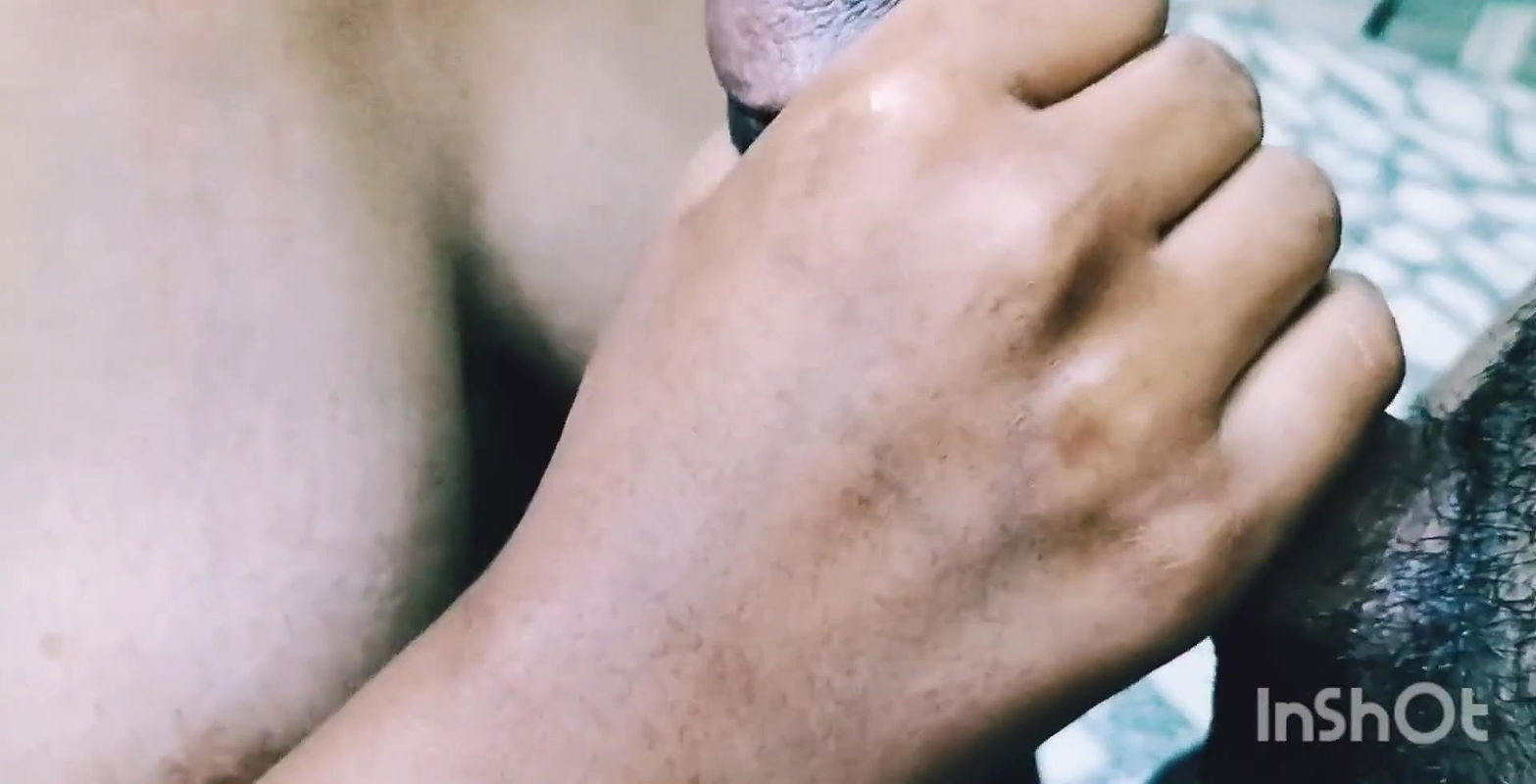 Female Office Assistant sucks cock for extra bonus