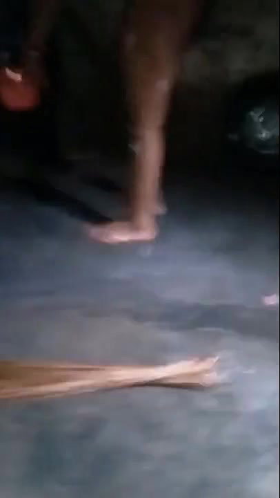 Dehati Bhabhi nude bath