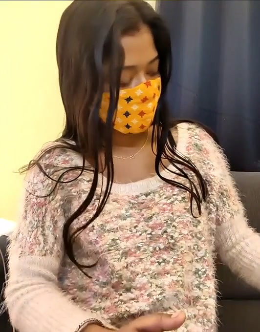 Indian girl rubing her pussy and talking