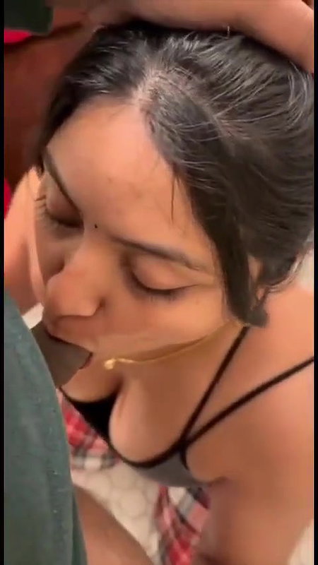 Sexy Indian Horny Wife Giving Blowjob Like A Pro