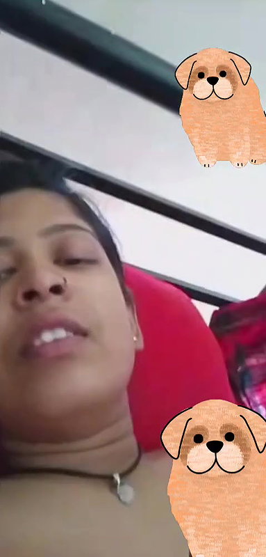 Bhabhi Showing Fingering Her Pussy