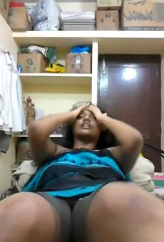 Tamil girls  flashing her boobs  Fingering
