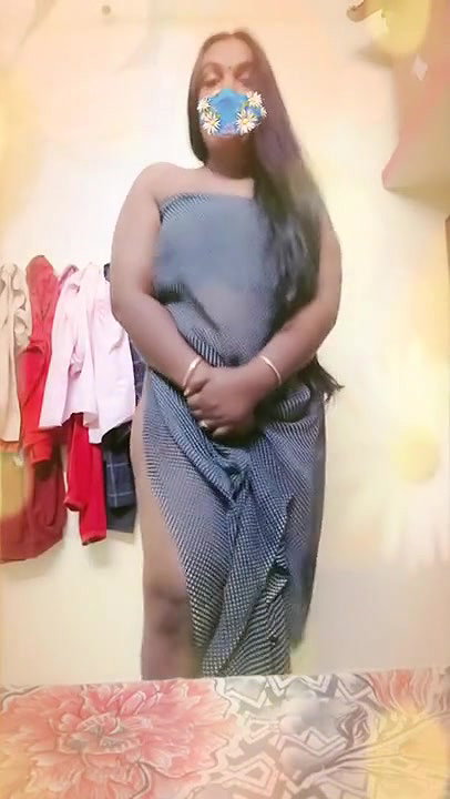 priya malar strip her dress and dance