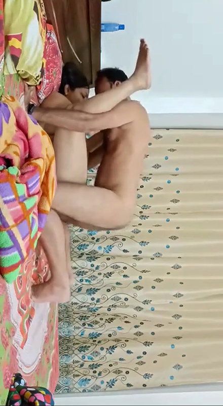 PRIYA BHABHI CUCKOLD 35
