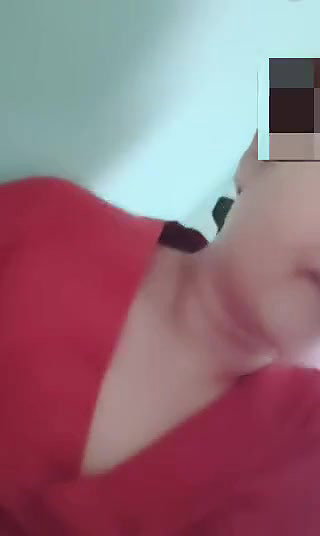 Girl showing her boobs and rubing her pussy