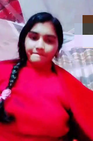 Indian girl showing boobs  pussy in VC