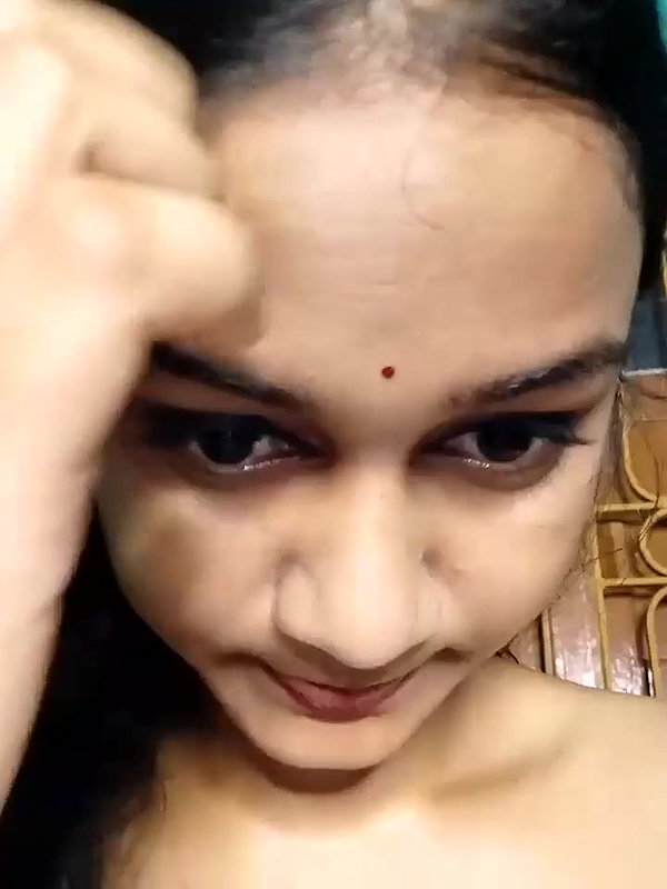Hot sexy beautiful girl showing her wonderful nude body