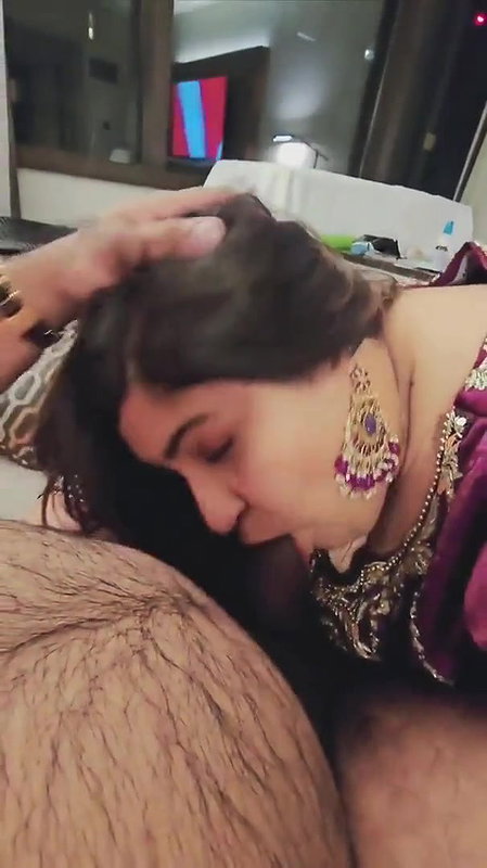 Hot Milf Sucking Lover Dick