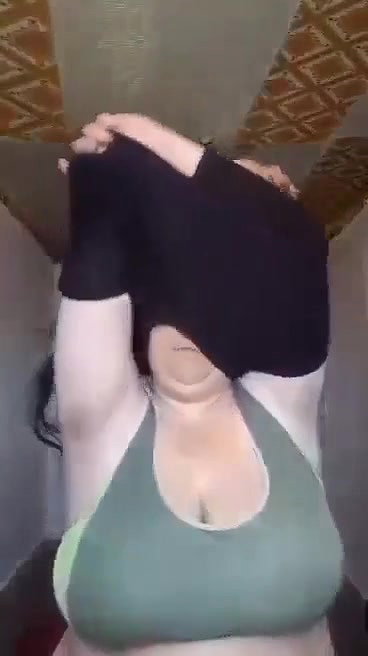 Pakistani Tanker aunty Milf Remove Clothes Showing