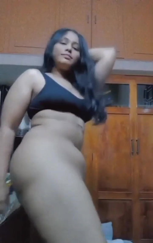 Indian girl dancing and Fingering slut