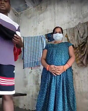 Bhabhi giving Blowjob and enjoying