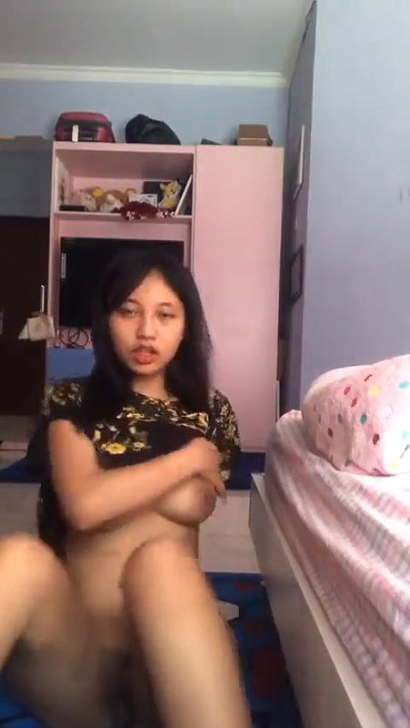 assam girl nude pussy rub