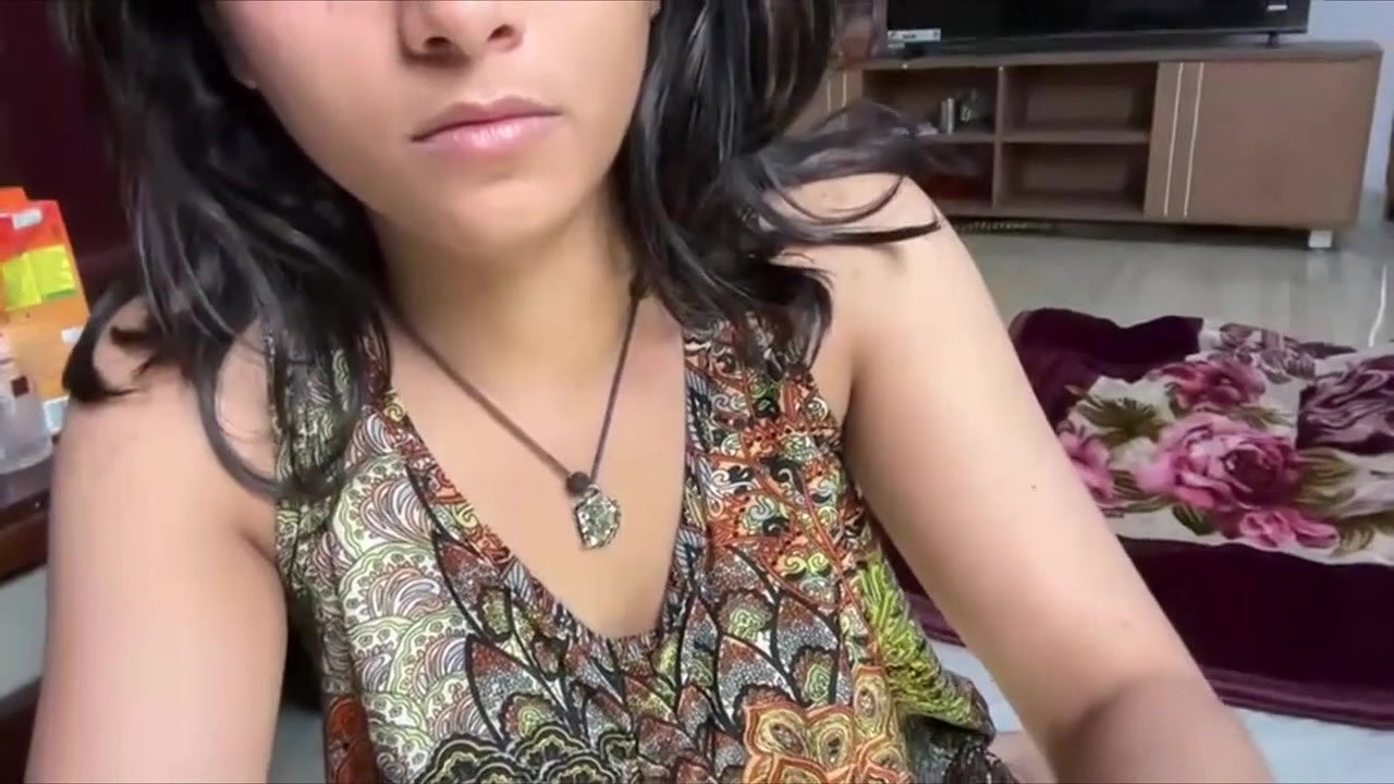 Beautiful Naira Dirty Talking Nude Masturbating