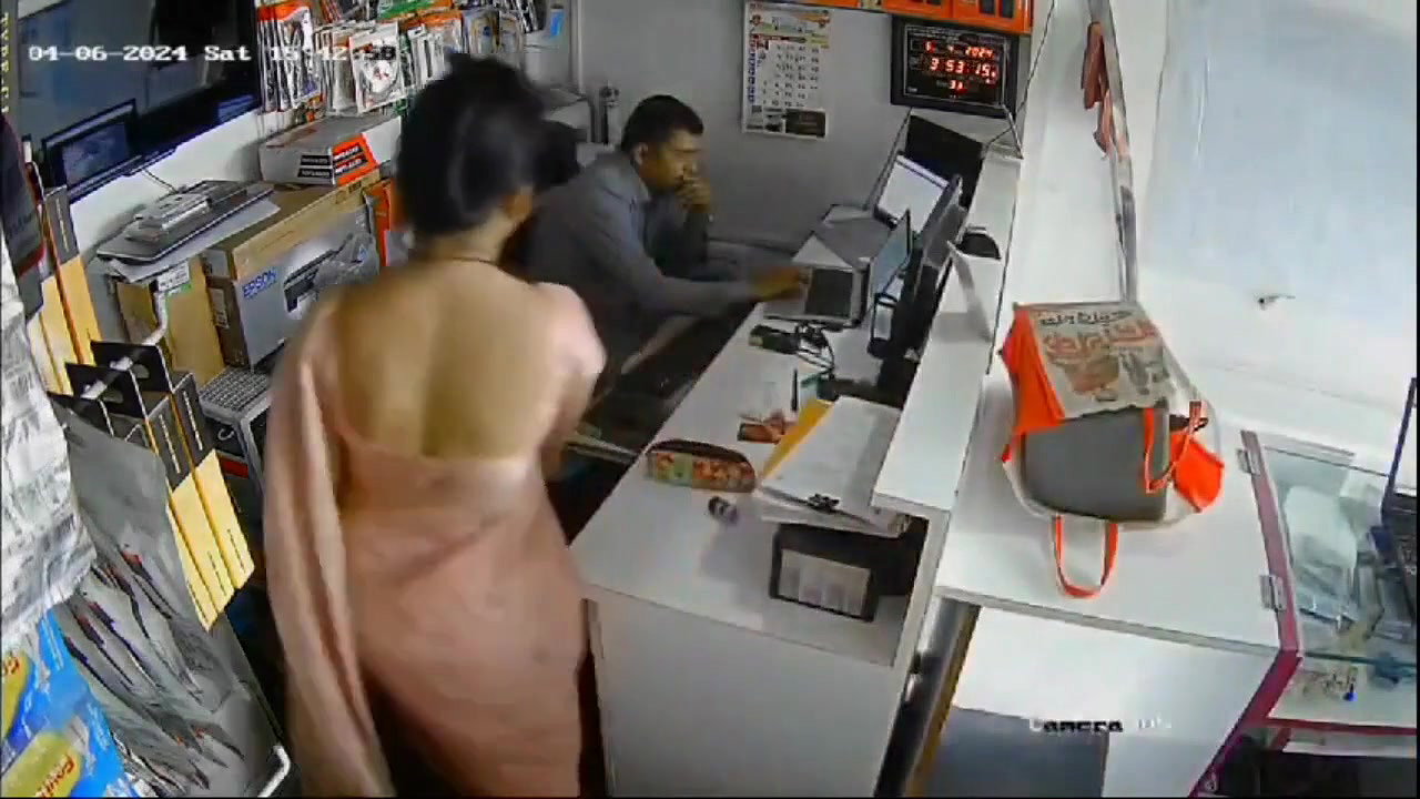 Indian Shop Manager Affair Multiple Wife CCTV