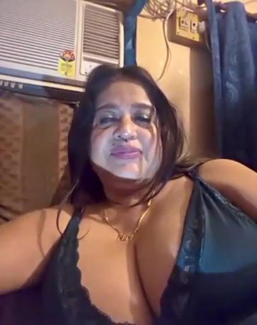 Indian Hot Queen big boobs show and talking