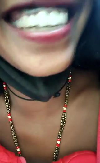 Village bhabhi Fingering in live chat