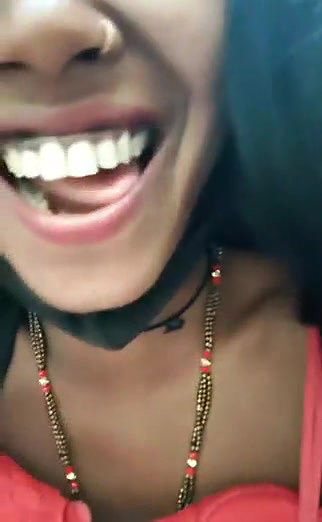 Village bhabhi Fingering in live chat