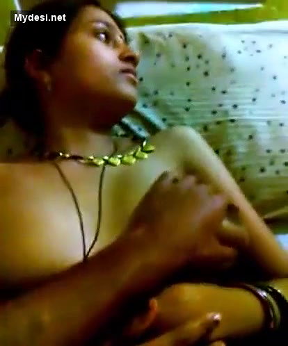 Cutie Bhabhi He Saying Ek MInute Ek Minite