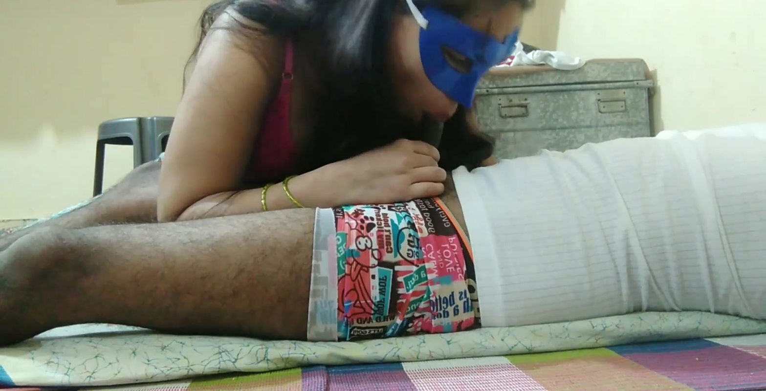 Holi-waale din jija ne choti saali ko Lund chuswa kr uski chut mai apna mota lund pela (Hindi audio)