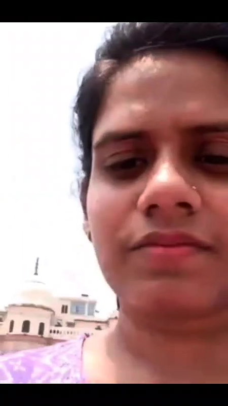 Big Boobs Indian Girl Showing