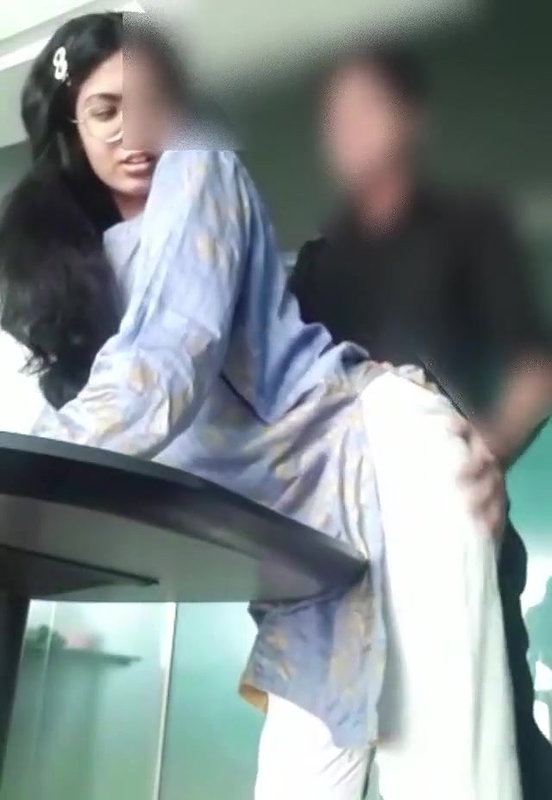 Glasses Horny Girl Fully Nude Showing Hard Fucking With Boyfriend