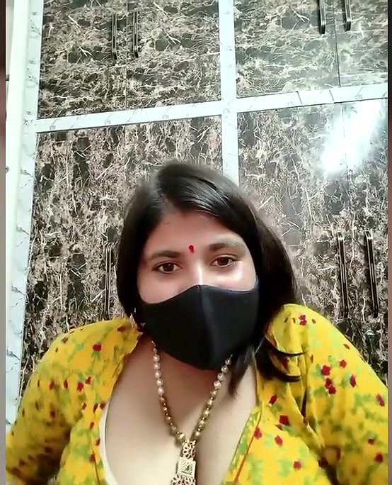 Indian bhabhi showing pussy and fingering in bathroom