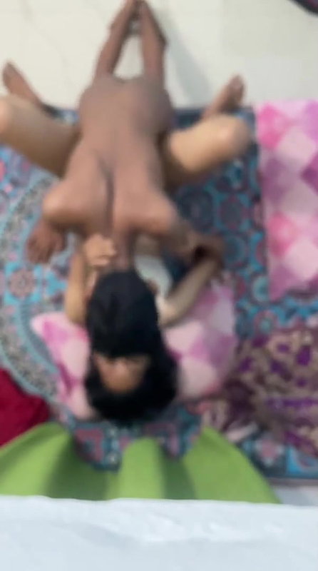 Slim Tamil Girlfriend Fucking