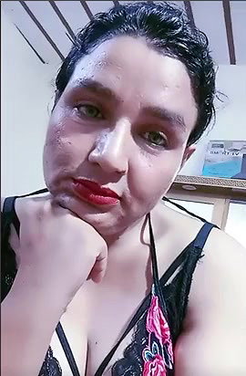 Ainie Khan showing her boobs in live chat and talking