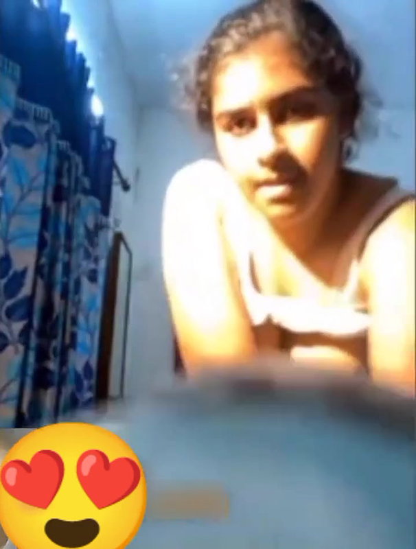 Beautiful Horny Girl Showing On Video Call