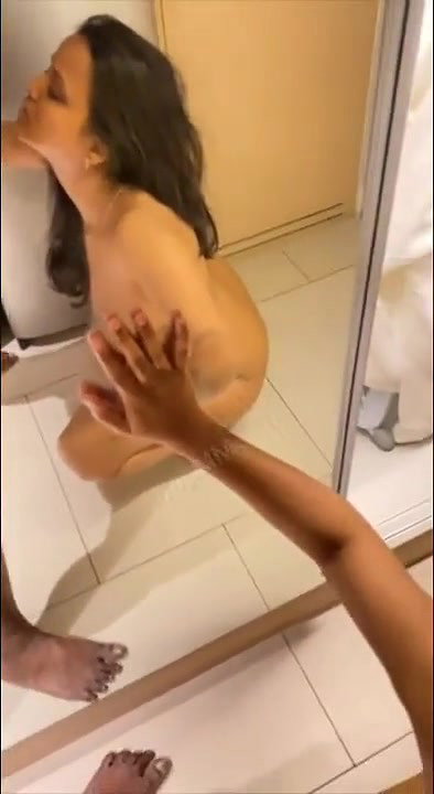 Sexy Tamil Horny Wife Blowjob With Dirty Talk