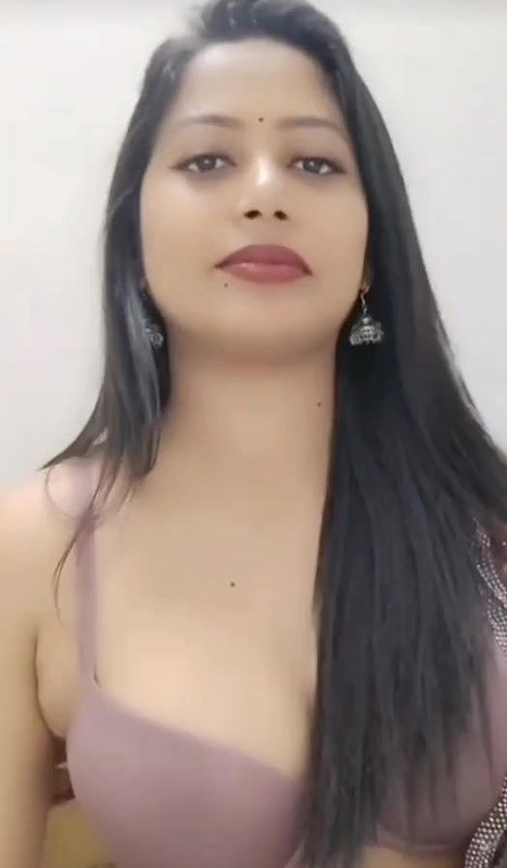 Heughty Hasini Telugu Tango Girl showing curves