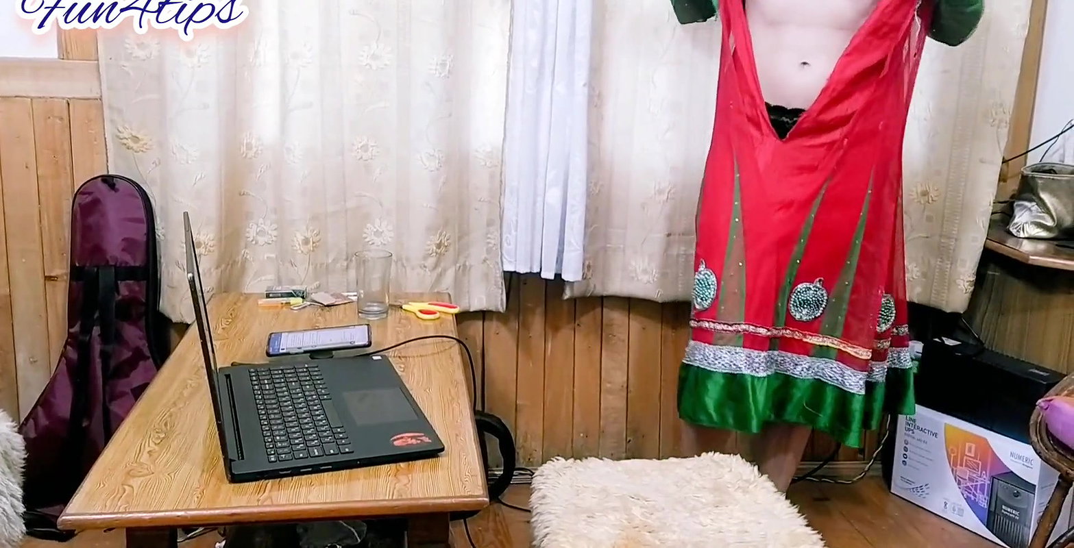 Hot Babe Wonderful Dress Tearing