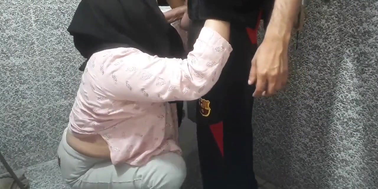 Hot Desi Fuck with my beautiful Secretary in the office Bathroom