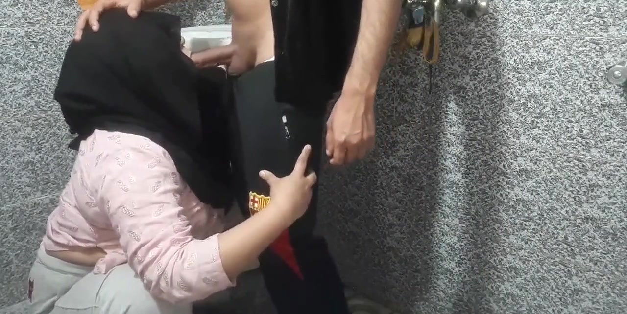 Hot Desi Fuck with my beautiful Secretary in the office Bathroom