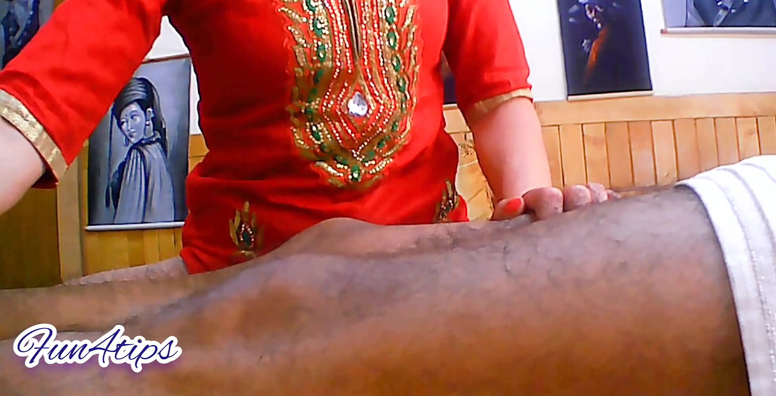 Hot Slut Wife Strokes BBC For Live Cam