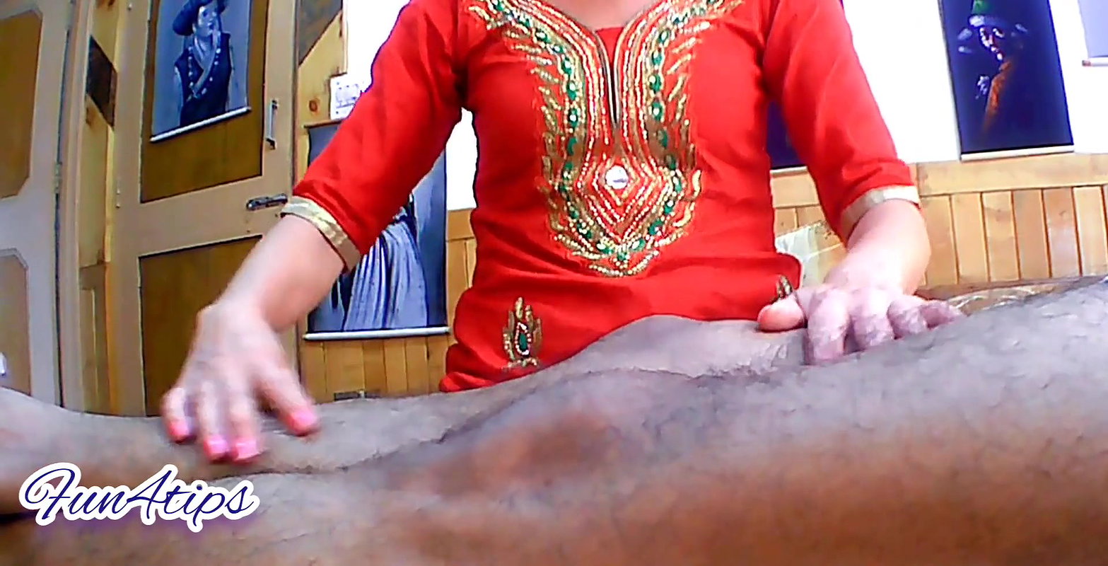 Hot Slut Wife Strokes BBC For Live Cam