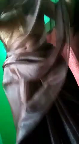 Indian girl showing her ass and boobs