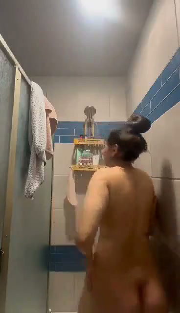 nude bath