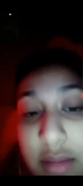 Indian girl showing her nude body in video call